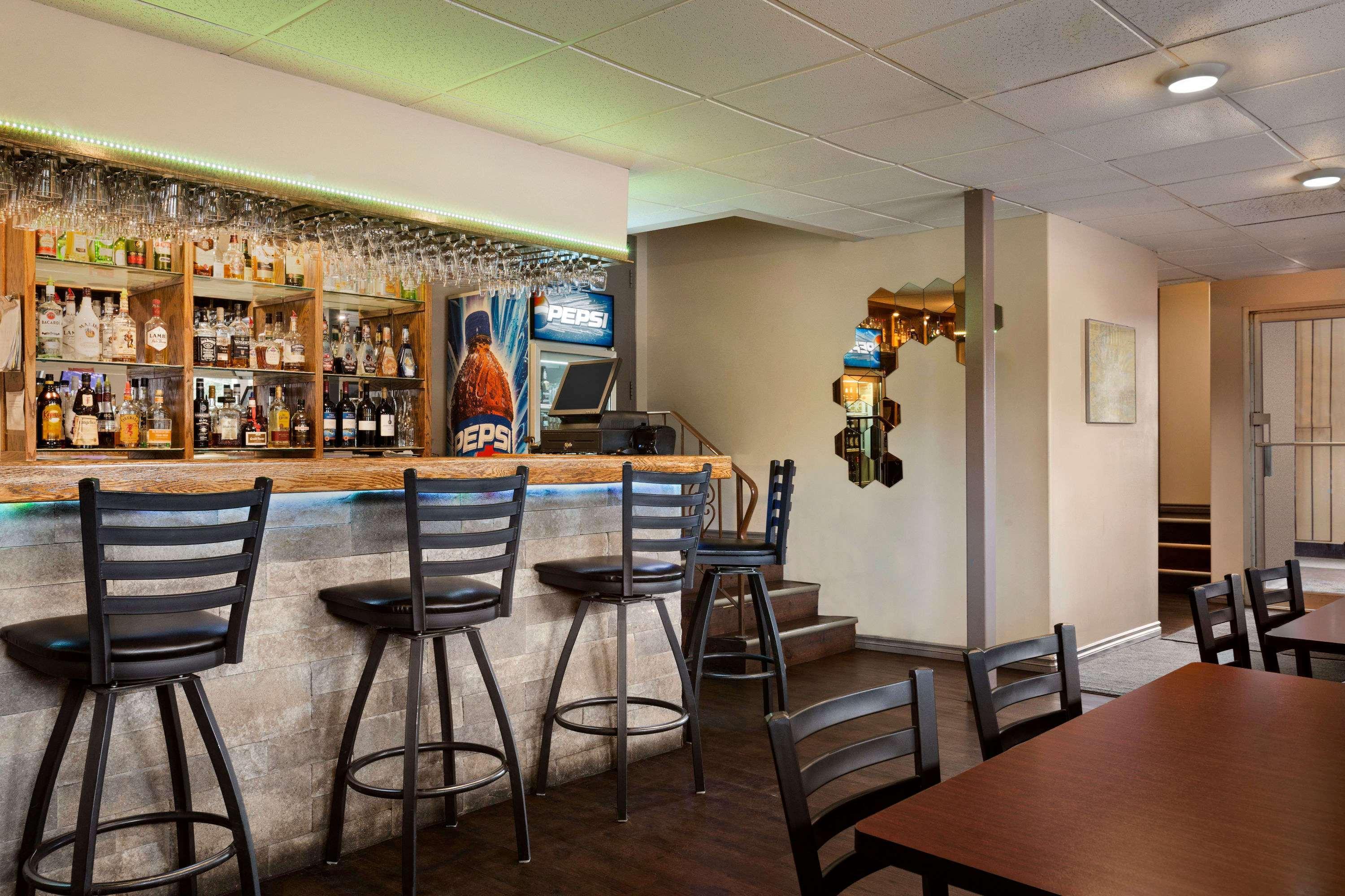 Travelodge By Wyndham Kenora Esterno foto
